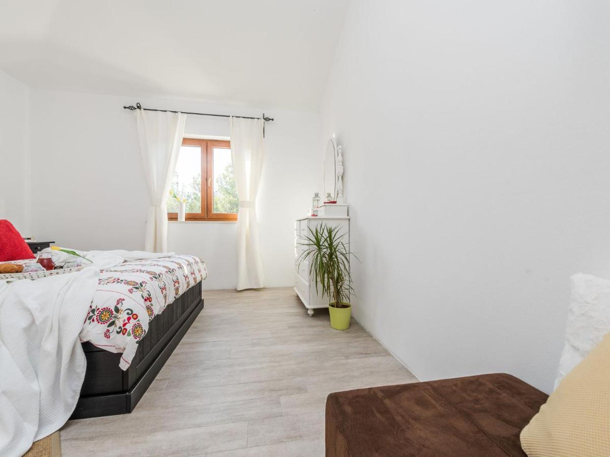 Holiday Home Velebit By Interhome Rovanjska Zewnętrze zdjęcie